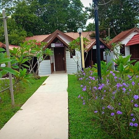 Noor Arfa River Chalet Kuala Terengganu Kültér fotó